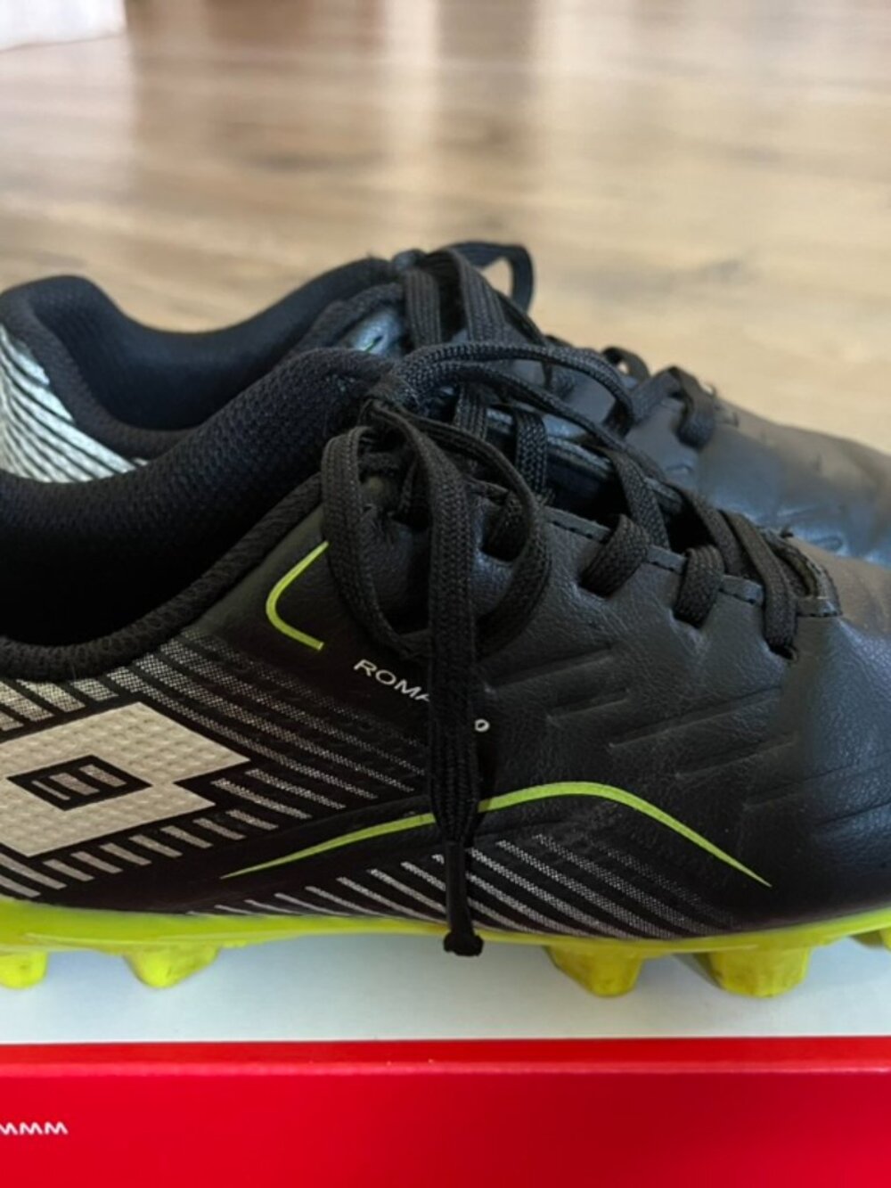 Kids Size 13K Soccer Cleats - Lotto Roma 700 Black Neon Yellow Soccer Cleats - Picture 5 of 11